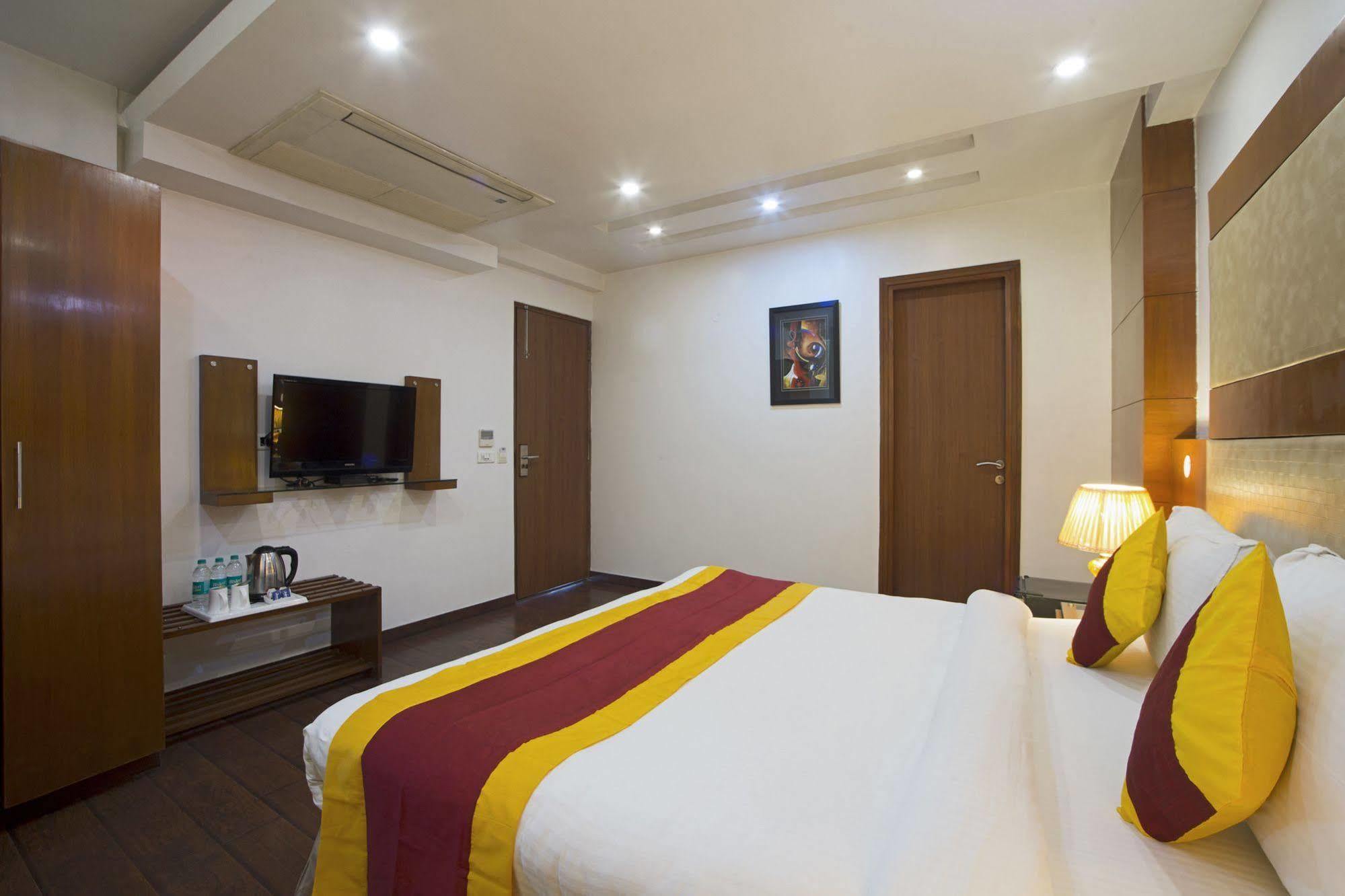 Hotel Palm Do'R - 02 Mins From New Delhi Railway Station Eksteriør bilde